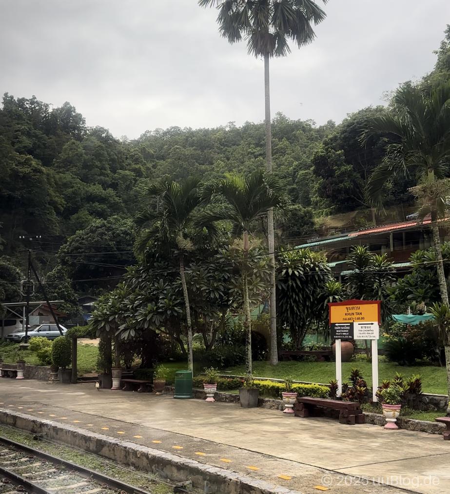 Mit Bus-, Bahn-, Fähre- oder Flugzeug von Bangkok nach Chiang Mai - es gibt viele Optionen