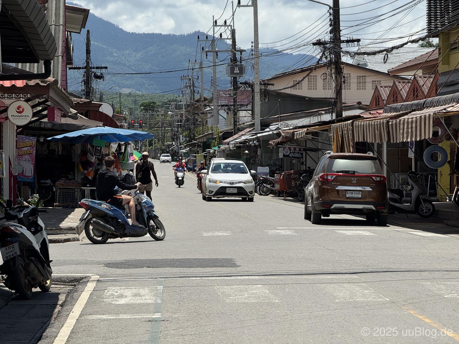 Mit Bus-, Bahn-, Fähre- oder Flugzeug von Chiang Mai nach Pai - es gibt viele Optionen